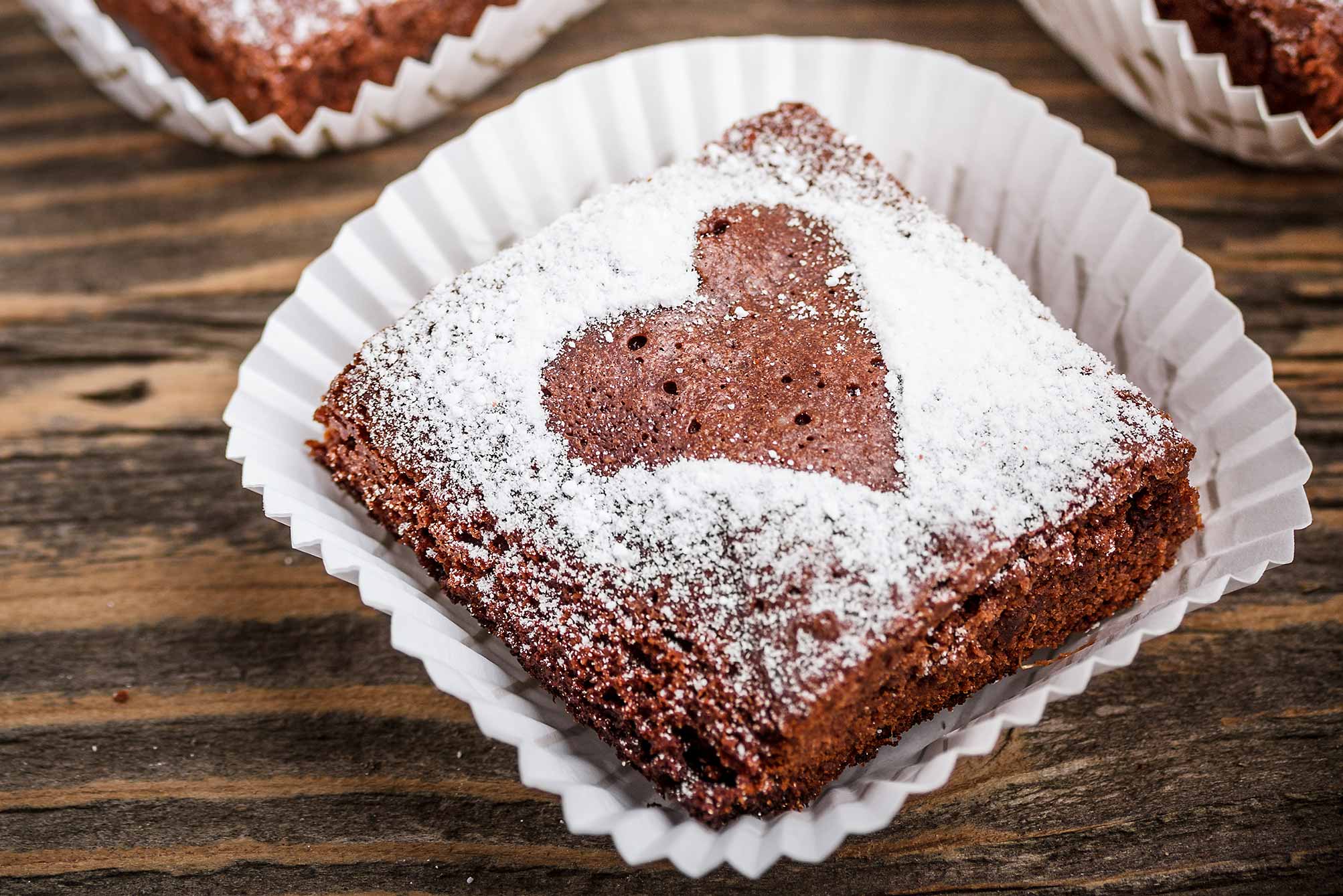 Brownies di San Valentino nei pirottini Novacart