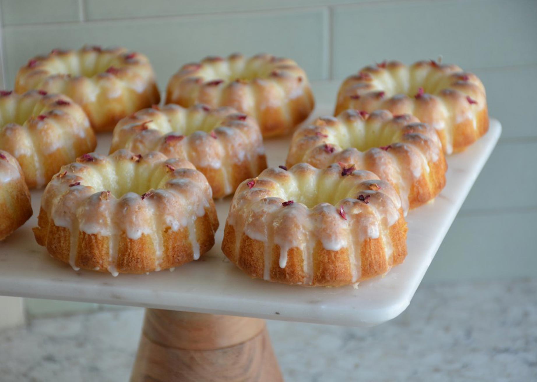 Mini Bundt baking molds by Novacart