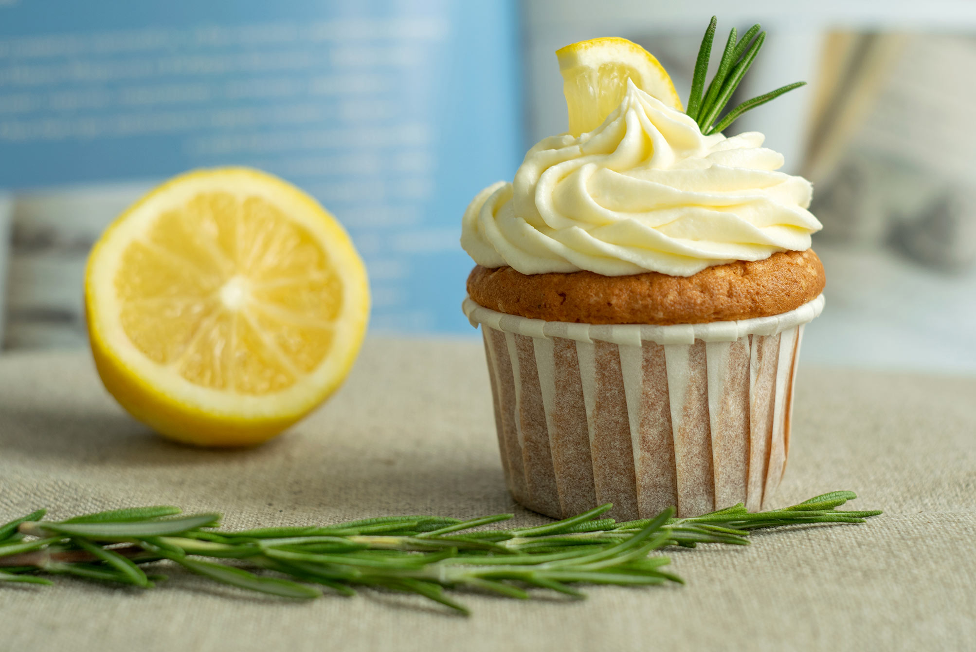 Novacart Mimosa cupcake