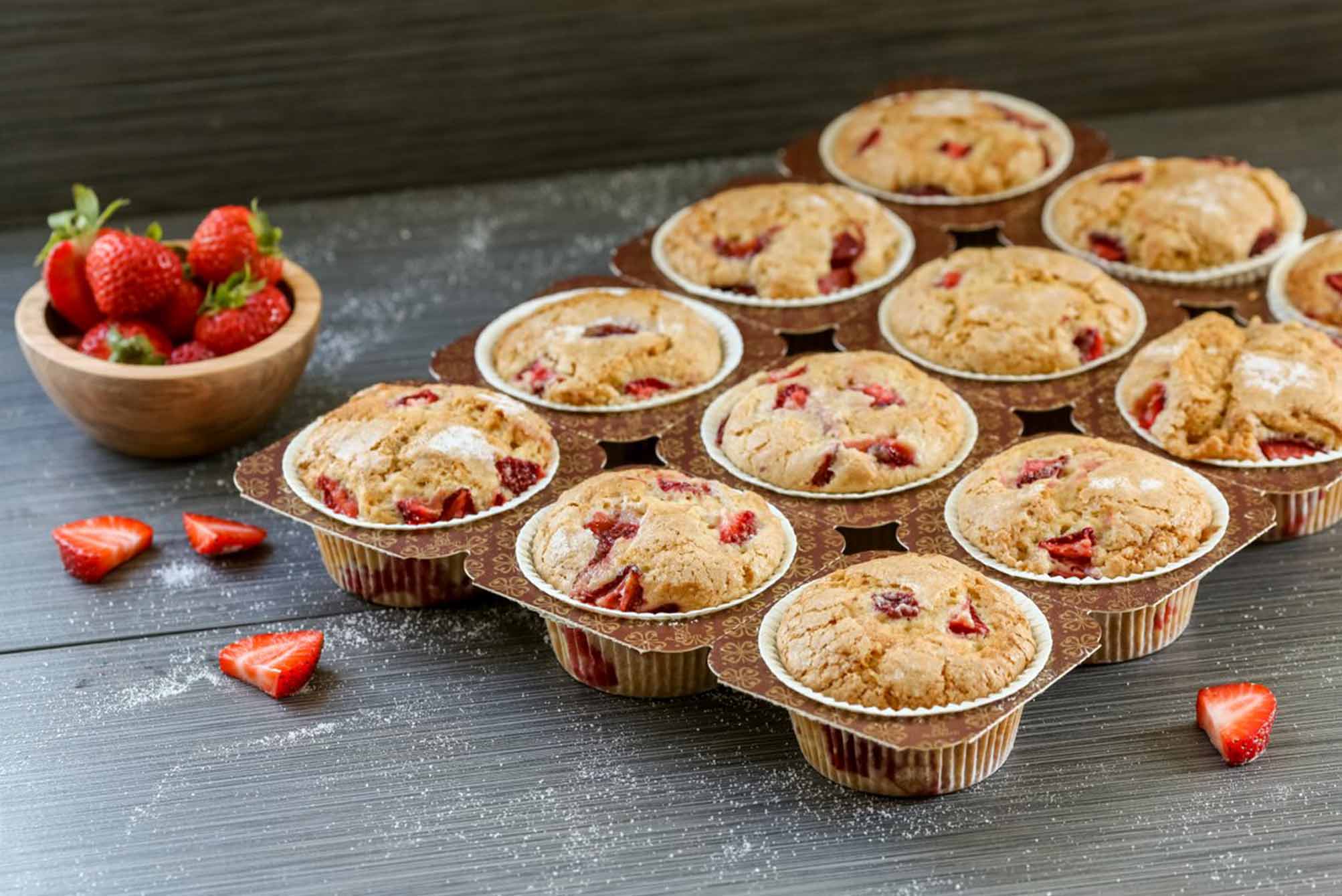 Novacart muffin tray and strawberry muffins