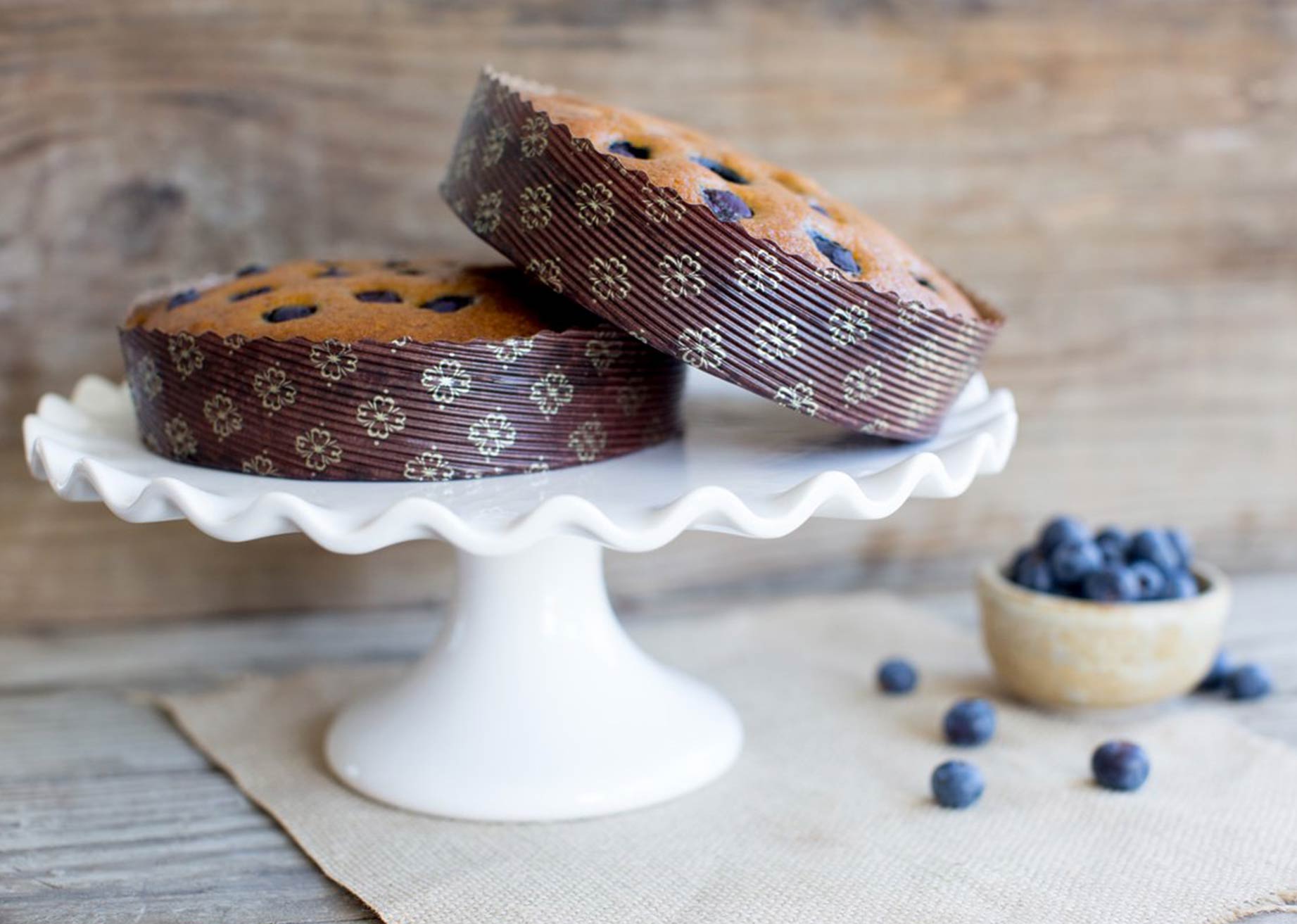 pear and blueberry cakes