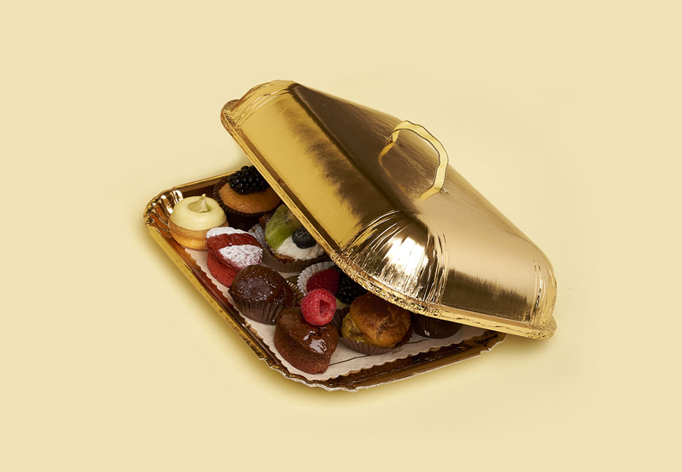 Novacart tray with assorted pastries
